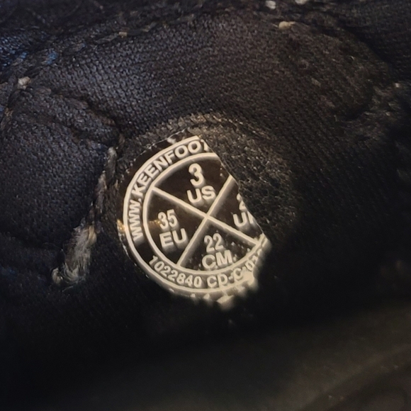 Keen Newport Waterproof Kid’s Water Sport Sandals Youth size 3 Green Camo - Picture 3 of 6